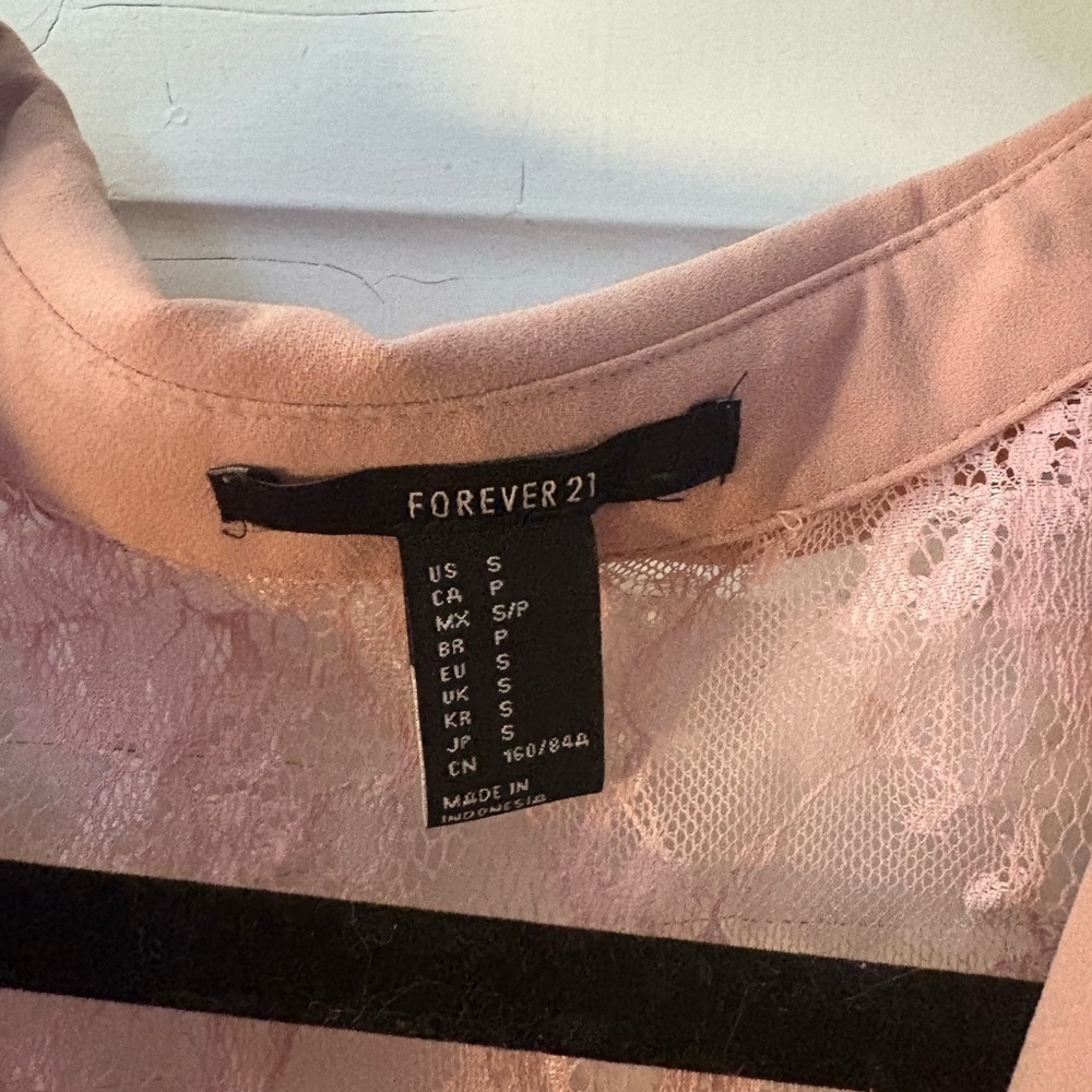 Forever 21 Light Pink Blouse - Picture 3 of 3